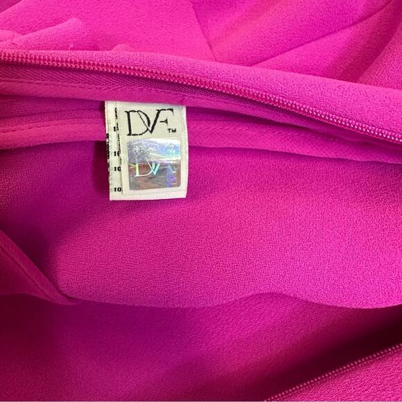 Diane von Furstenberg Pink Ruffle Dress - Size 8 - Picture 10 of 15